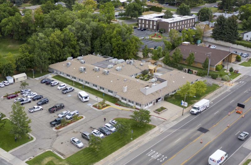Harrison Pointe Healthcare and Rehabilitation nursing home in Ogden, UT - Photo 4 of 5
