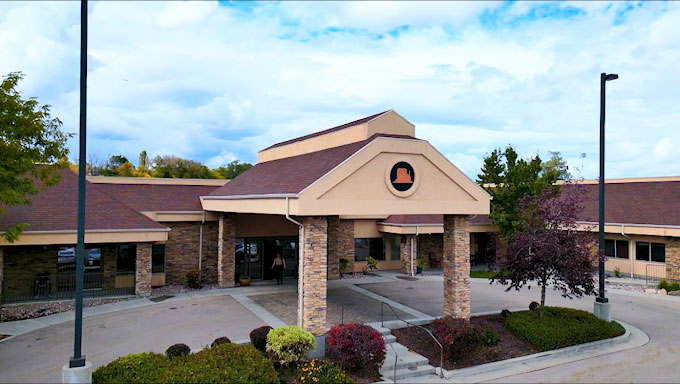 Monument Healthcare Taylorsville nursing home in Salt Lake City, UT - Photo 2 of 10