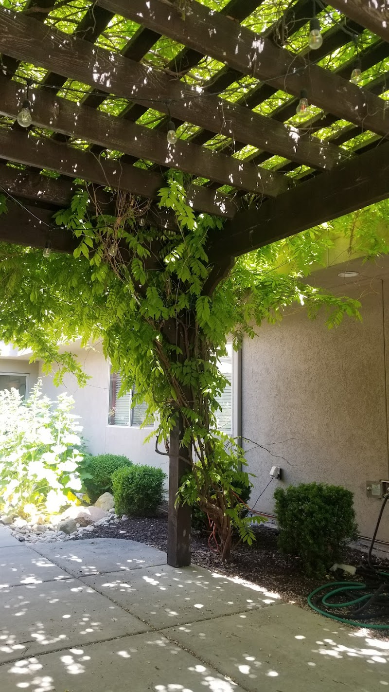 Rocky Mountain Care - Hunter Hollow nursing home in West Valley City, UT - Photo 4 of 5