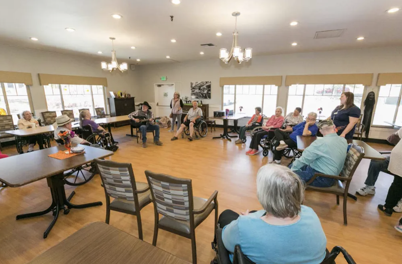 Pinnacle Nursing and Rehabilitation Center nursing home in Price, UT - Photo 3 of 10