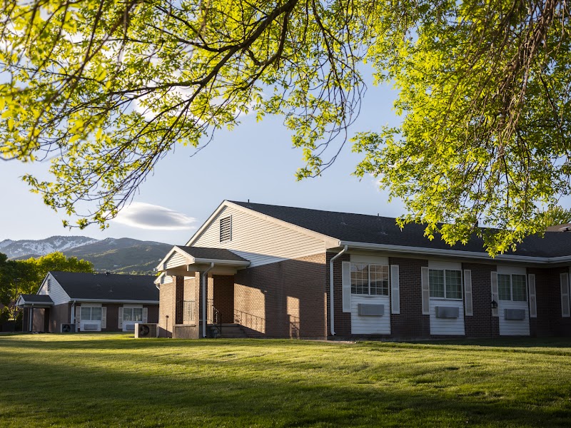 Monument Healthcare Bountiful nursing home in Bountiful, UT - Photo 4 of 5