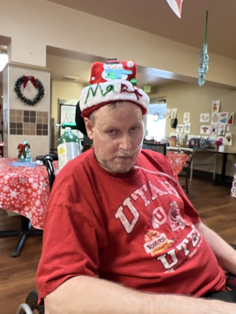 Rocky Mountain Care - Cottage on Vine nursing home in Murray, UT - Photo 3 of 5