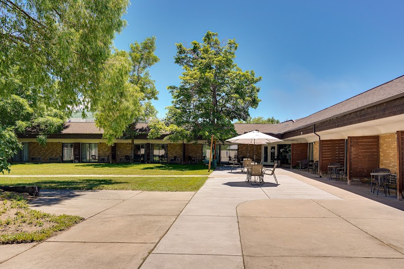 Monument Healthcare North Park nursing home in Bountiful, UT - Photo 3 of 5