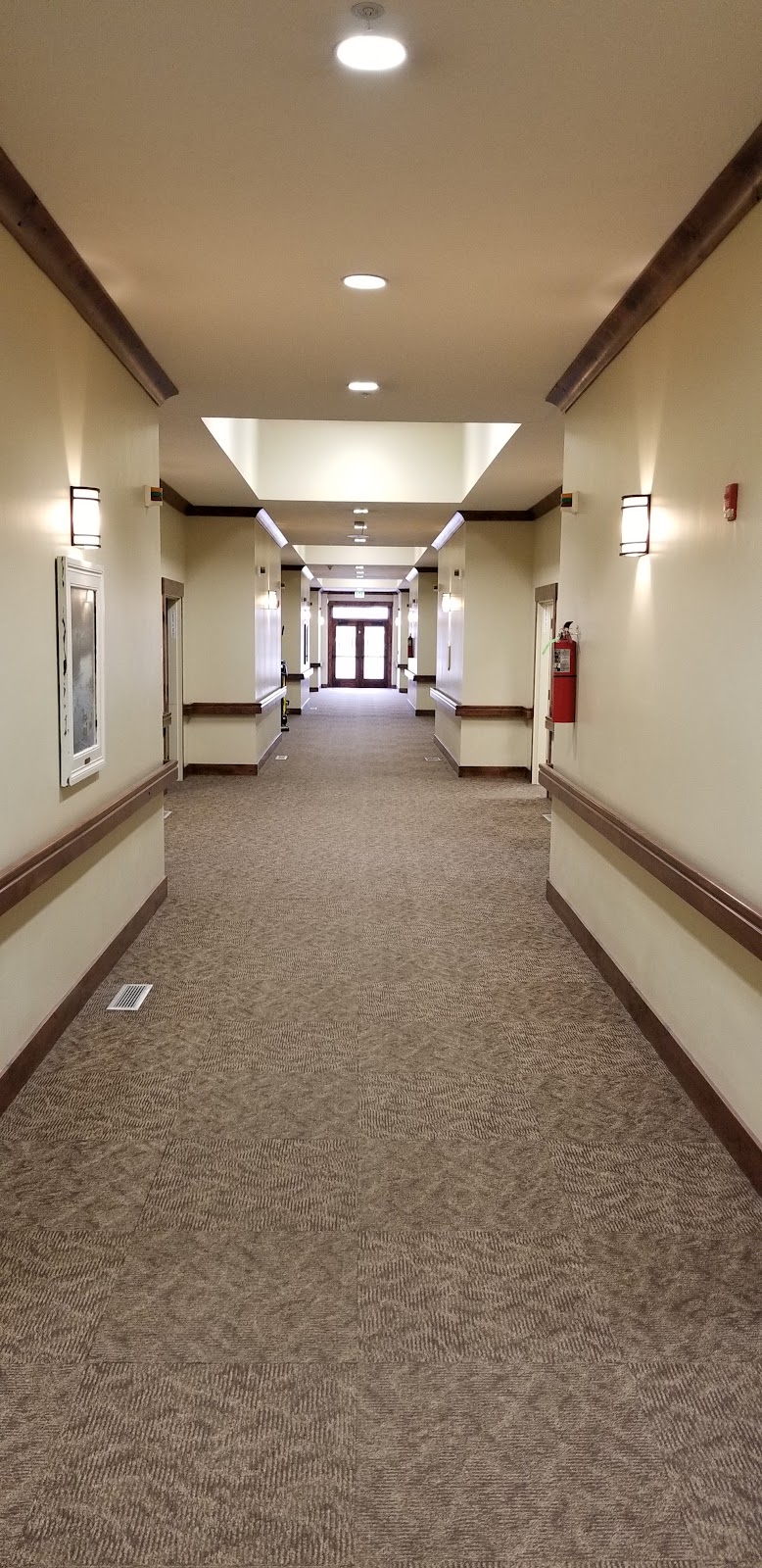 Stonehenge of Orem nursing home in Orem, UT - Photo 4 of 10