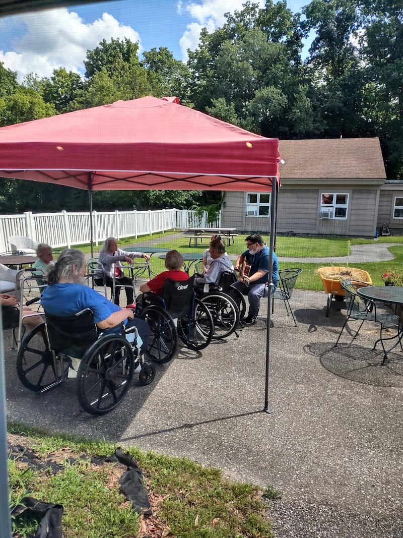 Crescent Manor Care Ctrs nursing home in Bennington, VT - Photo 3 of 5