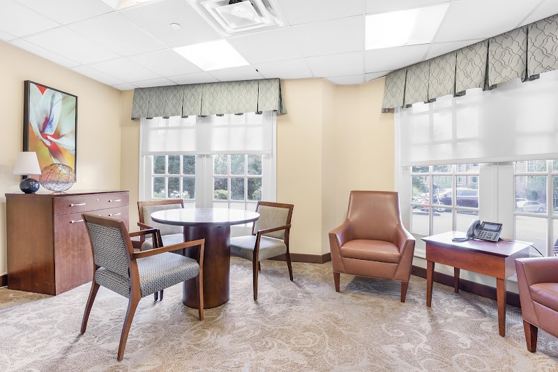 WOODBINE REHABILITATION & HEALTHCARE CENTER nursing home in ALEXANDRIA, VA - Photo 4 of 10