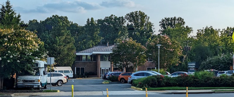 FAIRFAX REHABILITATION AND NURSING CENTER nursing home in FAIRFAX, VA - Photo 5 of 5