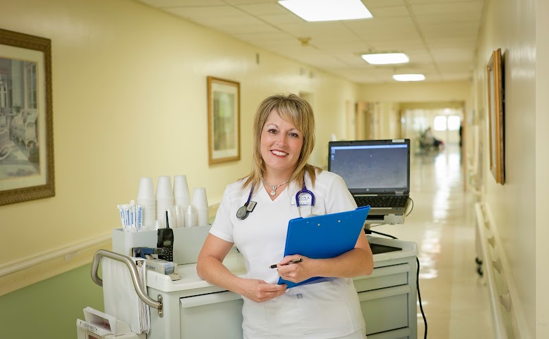 PINEY FOREST HEALTH AND REHABILITATION CENTER nursing home in DANVILLE, VA - Photo 2 of 5