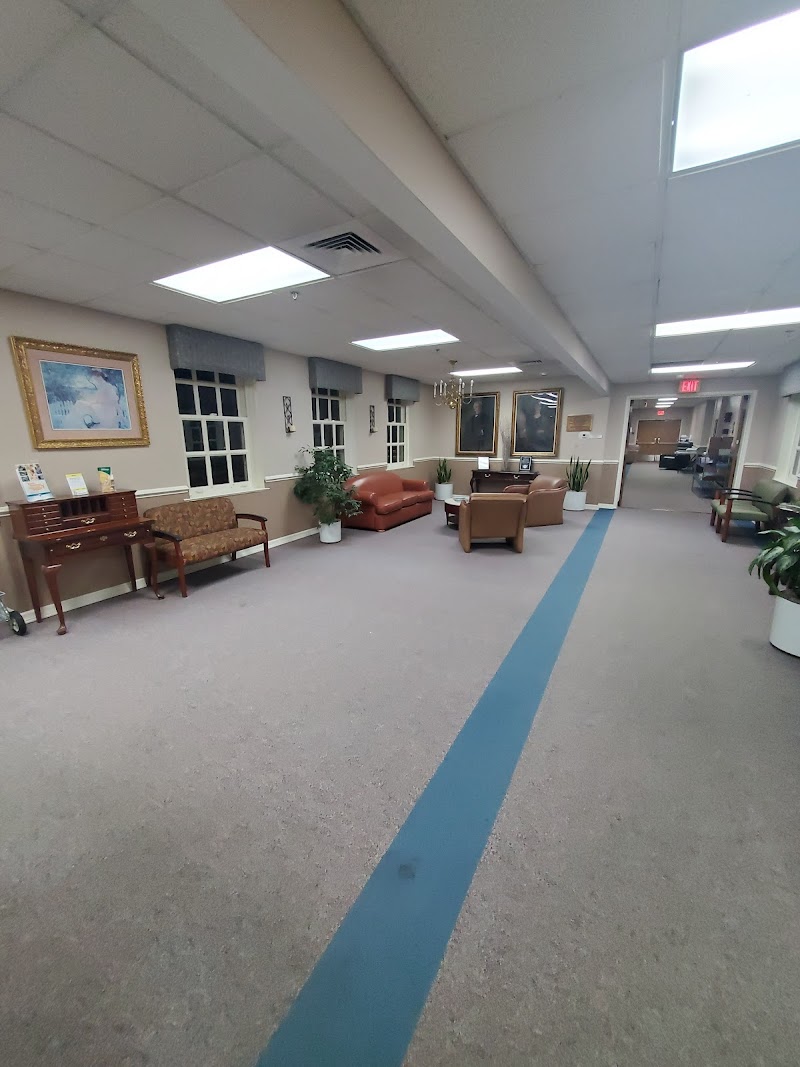 GUGGENHEIMER HEALTH AND REHAB CENTER nursing home in LYNCHBURG, VA - Photo 3 of 5