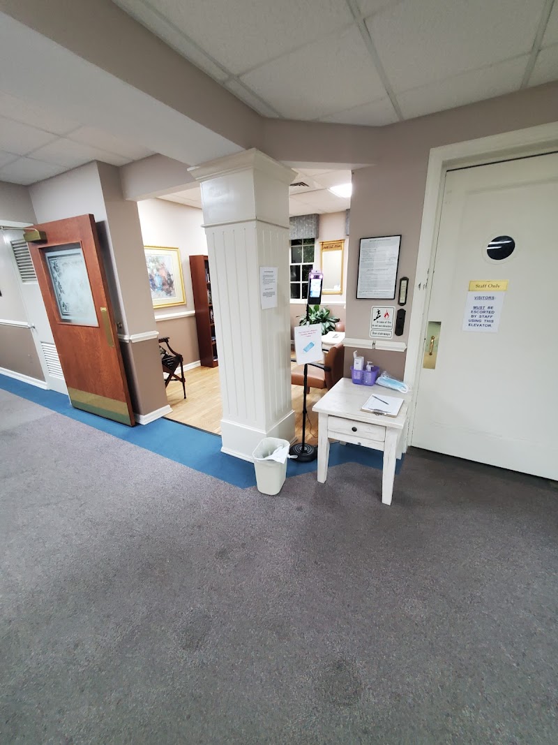 GUGGENHEIMER HEALTH AND REHAB CENTER nursing home in LYNCHBURG, VA - Photo 5 of 5