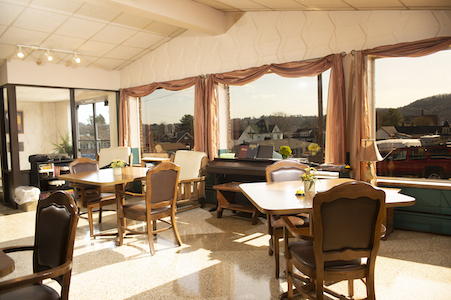 WADDELL NURSING AND REHAB CENTER nursing home in GALAX, VA - Photo 2 of 9