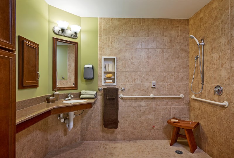 THE HAVEN AT BRANDERMILL WOODS nursing home in MIDLOTHIAN, VA - Photo 4 of 10