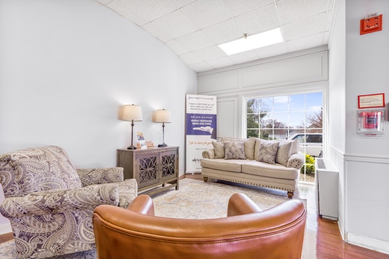 ALEXANDRIA REHABILITATION AND HEALTHCARE CENTER nursing home in ALEXANDRIA, VA - Photo 4 of 5