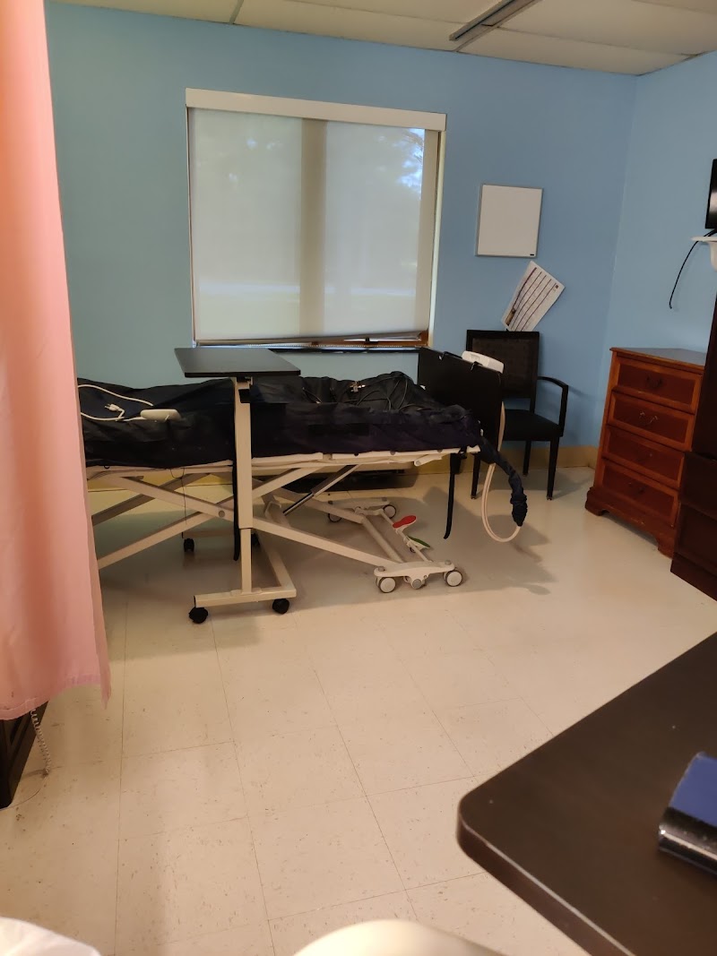 NORTHERN CARDINAL REHABILITATION AND NURSING nursing home in SUFFOLK, VA - Photo 5 of 5