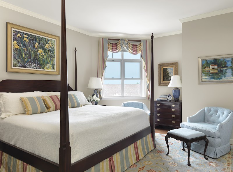 WESTMINSTER CANTERBURY BLUE RI nursing home in CHARLOTTESVILLE, VA - Photo 3 of 10