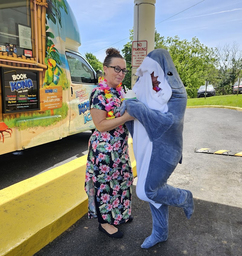 STAUNTON POST ACUTE & REHABILITATION nursing home in STAUNTON, VA - Photo 3 of 5