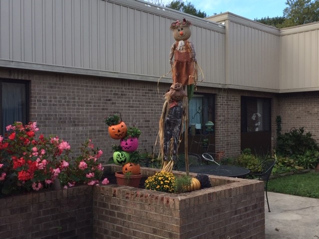 HERITAGE HALL-LEESBURG nursing home in LEESBURG, VA - Photo 3 of 8