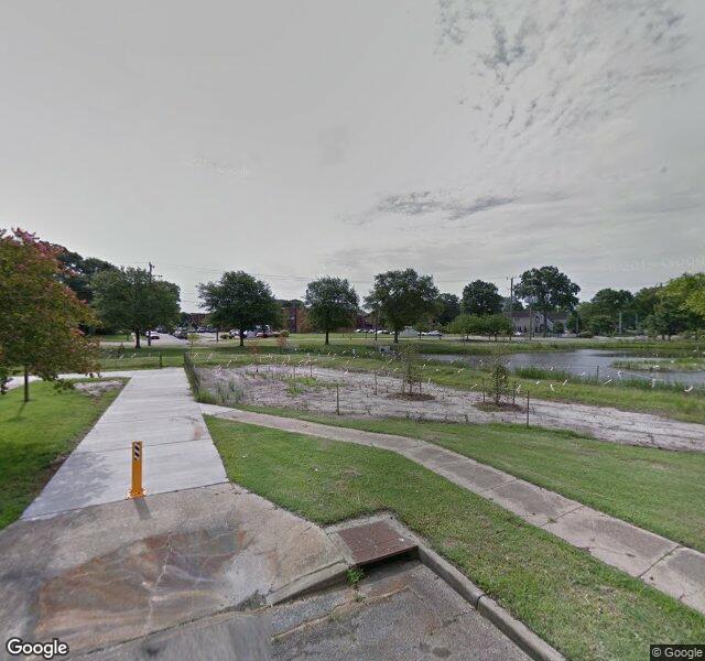 CONSULATE HEALTH CARE OF NORFOLK nursing home in NORFOLK, VA - Photo 2 of 2