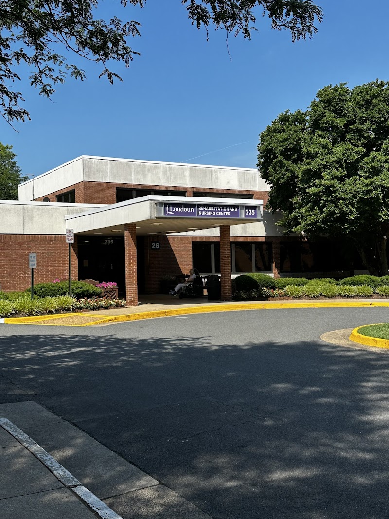 LOUDOUN REHABILITATION AND NURSING CENTER nursing home in LEESBURG, VA - Photo 2 of 5