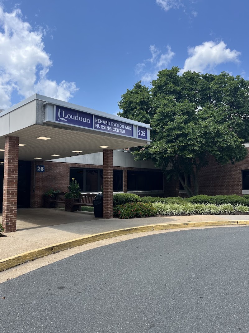LOUDOUN REHABILITATION AND NURSING CENTER nursing home in LEESBURG, VA - Photo 4 of 5