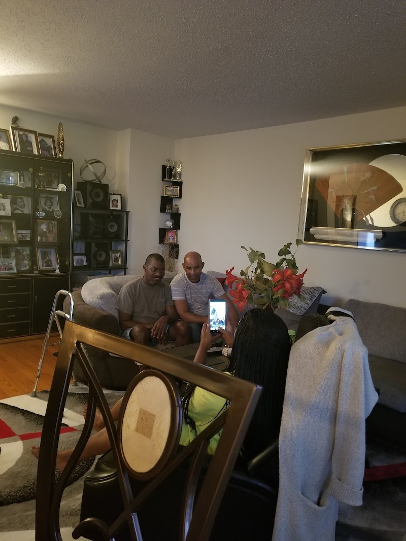 JAMES RIVER NURSING AND REHABILITATION CENTER nursing home in NEWPORT NEWS, VA - Photo 3 of 5