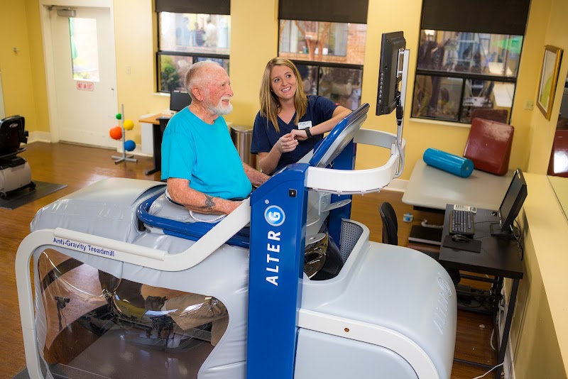 BERKSHIRE HEALTH & REHABILITATION CENTER nursing home in VINTON, VA - Photo 2 of 5