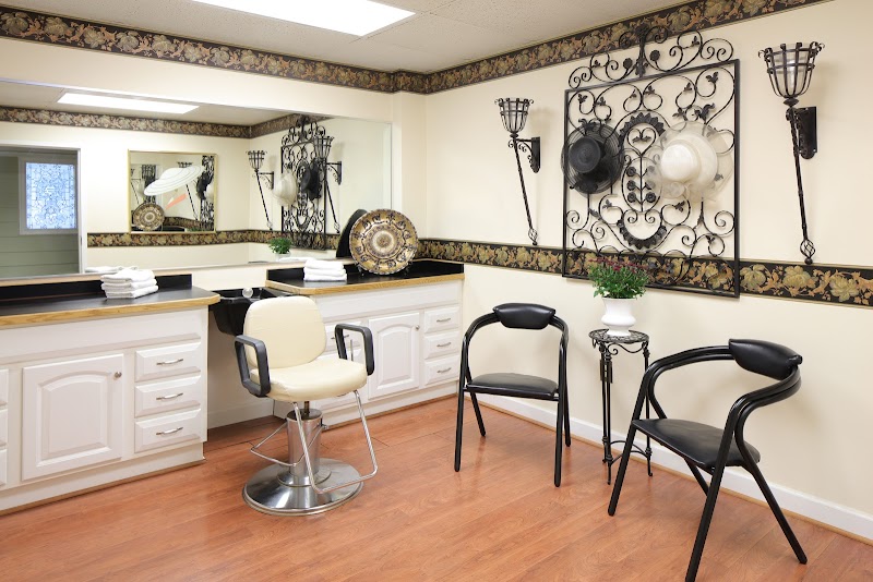 MONROE HEALTH & REHAB CENTER nursing home in CHARLOTTESVILLE, VA - Photo 4 of 10