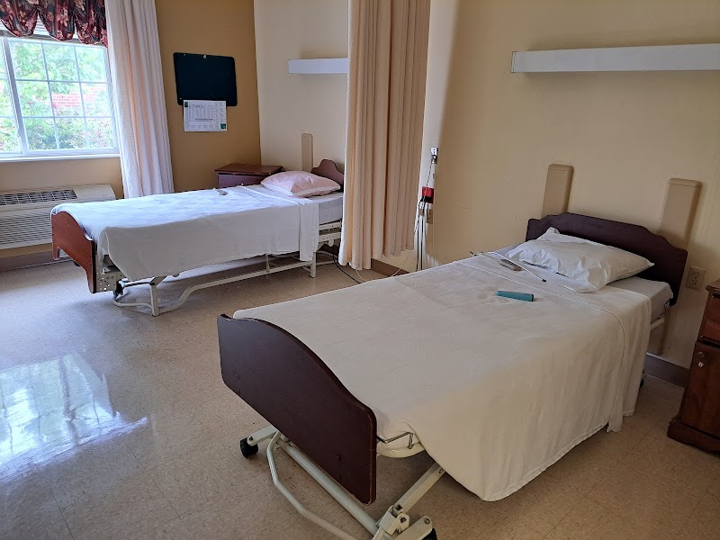 AUGUSTA NURSING & REHAB CENTER nursing home in FISHERSVILLE, VA - Photo 2 of 5