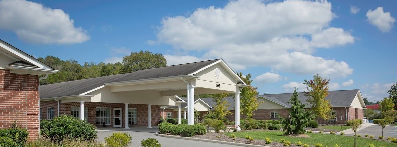 LEE HEALTH AND REHAB CENTER nursing home in PENNINGTON GAP, VA - Photo 2 of 6