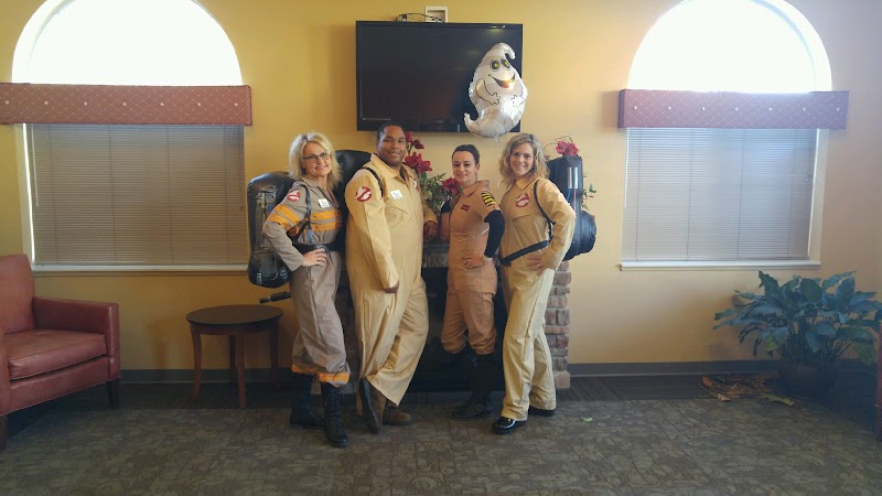 RADFORD HEALTH AND REHAB CENTER nursing home in RADFORD, VA - Photo 3 of 5