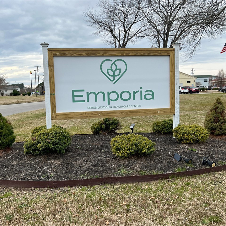 EMPORIA REHABILITATION AND HEALTHCARE CENTER nursing home in EMPORIA, VA - Photo 3 of 5