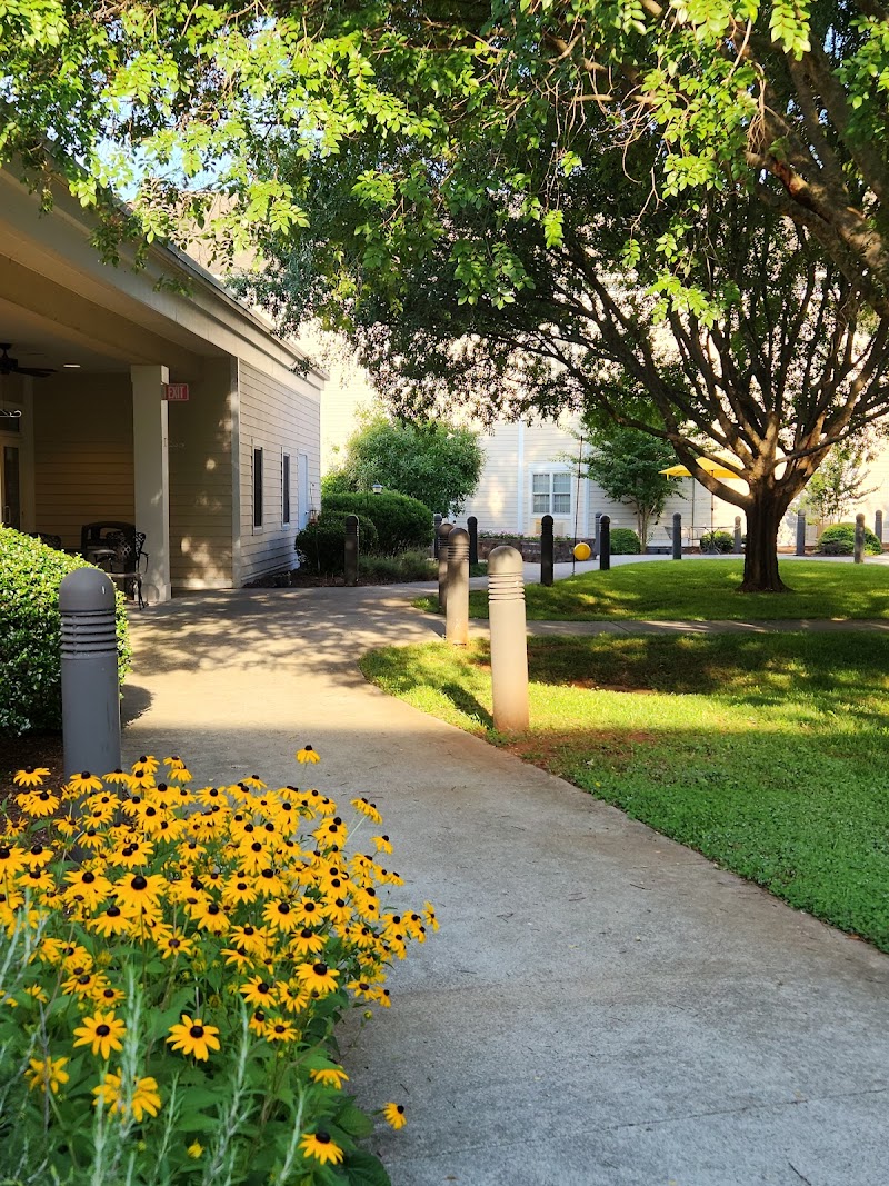 SUMMIT HEALTH AND REHAB CENTER nursing home in LYNCHBURG, VA - Photo 2 of 5
