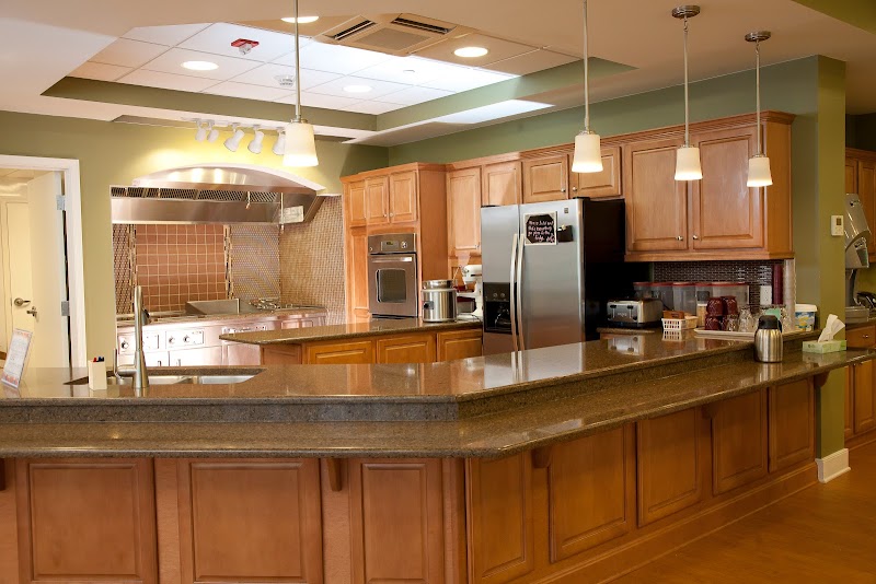 RIVERSIDE LIFELONG HEALTH & REHABILITATION SANDERS nursing home in GLOUCESTER, VA - Photo 3 of 10