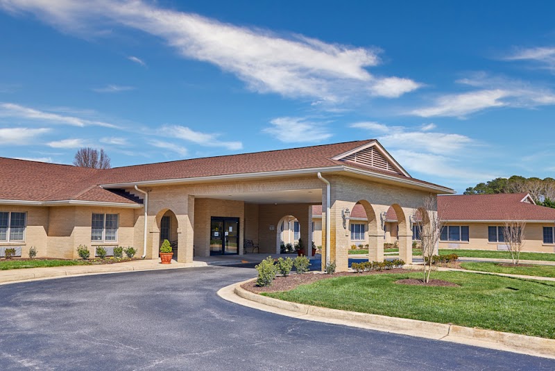 COLONIAL HEALTH & REHAB CENTER, LLC nursing home in VIRGINIA BEACH, VA - Photo 2 of 5