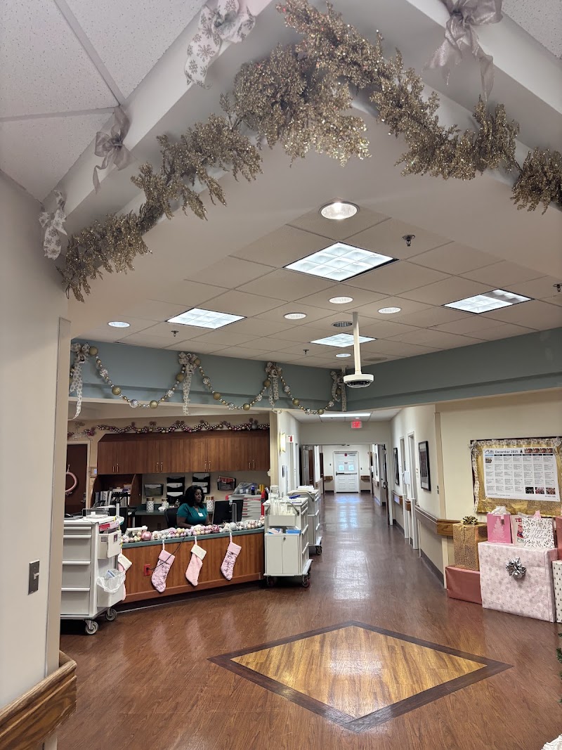COLONIAL HEALTH & REHAB CENTER, LLC nursing home in VIRGINIA BEACH, VA - Photo 3 of 5