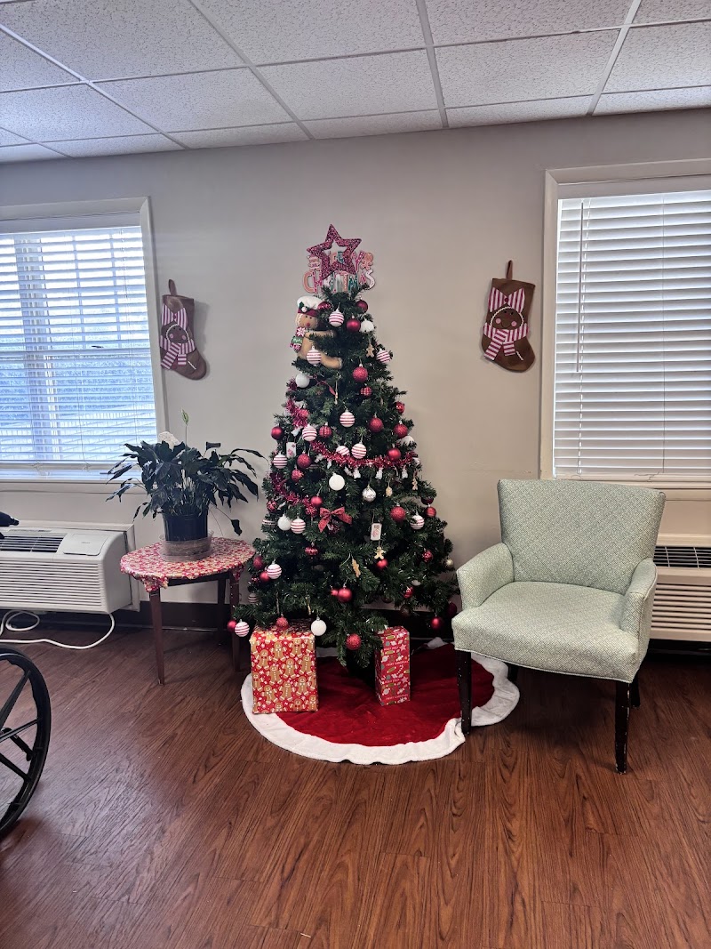 COLONIAL HEALTH & REHAB CENTER, LLC nursing home in VIRGINIA BEACH, VA - Photo 4 of 5