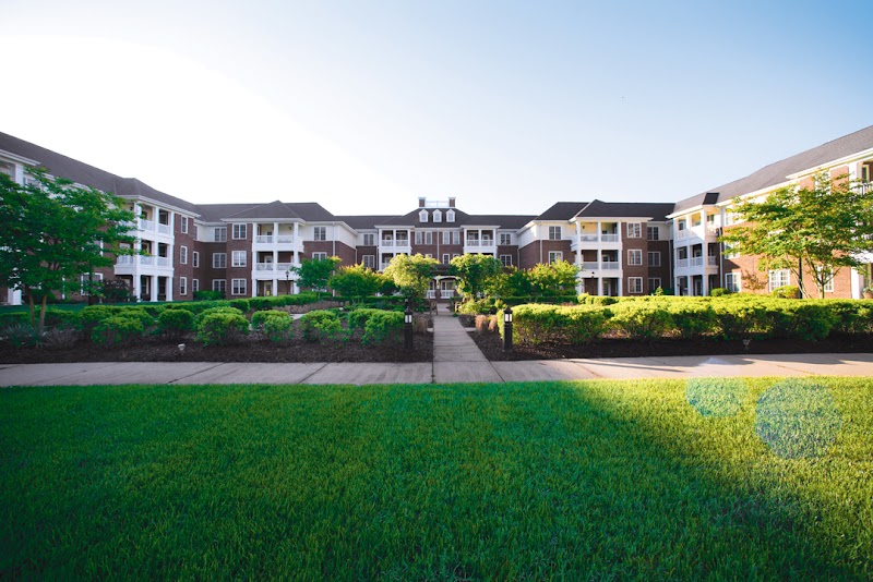 WINDSORMEADE OF WILLIAMSBURG nursing home in WILLIAMSBURG, VA - Photo 2 of 10