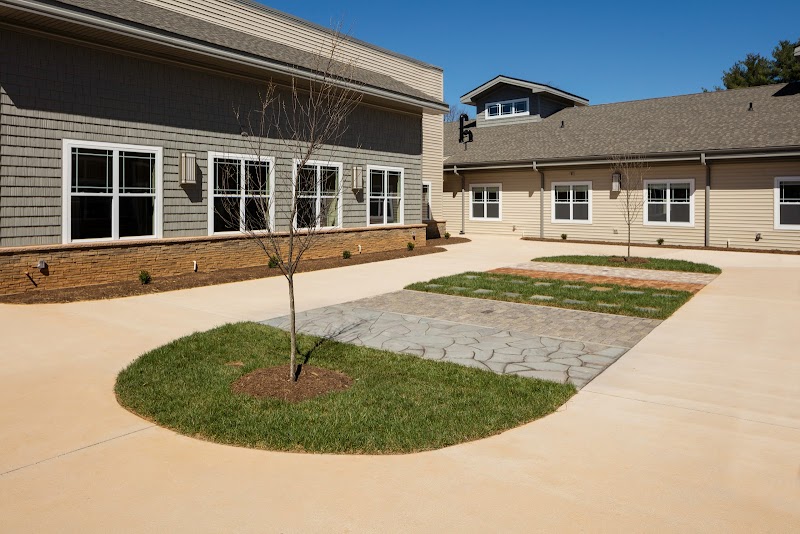 FRIENDSHIP HEALTH AND REHAB CENTER - SOUTH nursing home in ROANOKE, VA - Photo 5 of 5