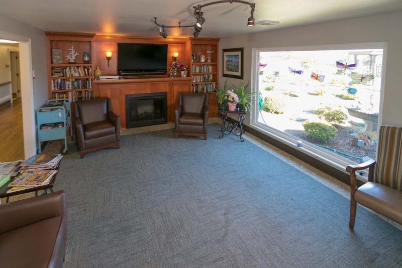 PACIFIC CARE AND REHABILITATION nursing home in HOQUIAM, WA - Photo 4 of 7