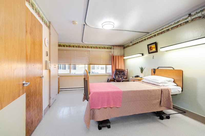 SHUKSAN REHABILITATION AND HEALTH CARE nursing home in BELLINGHAM, WA - Photo 4 of 5