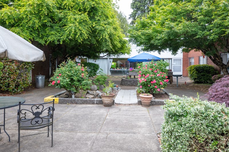 THE OAKS AT TIMBERLINE nursing home in VANCOUVER, WA - Photo 5 of 10