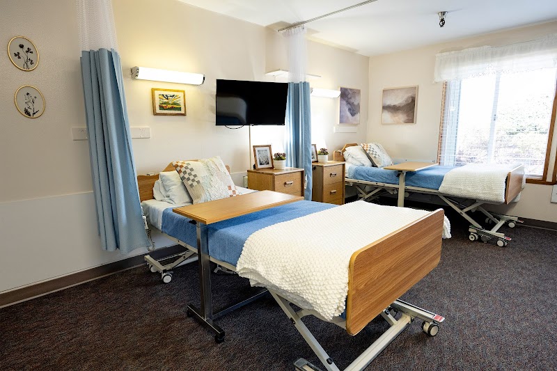 ROO LAN HEALTH & REHAB nursing home in LACEY, WA - Photo 3 of 5