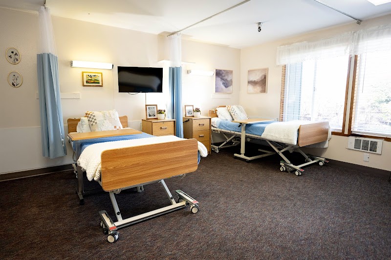 ROO LAN HEALTH & REHAB nursing home in LACEY, WA - Photo 4 of 5