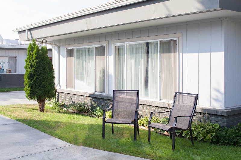 LAKE RIDGE CENTER nursing home in MOSES LAKE, WA - Photo 3 of 5