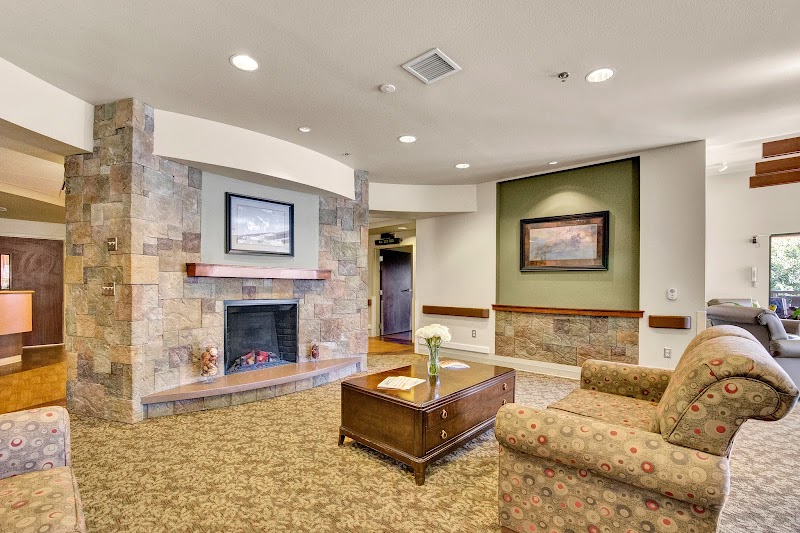 LACAMAS CREEK POST ACUTE nursing home in CAMAS, WA - Photo 3 of 10