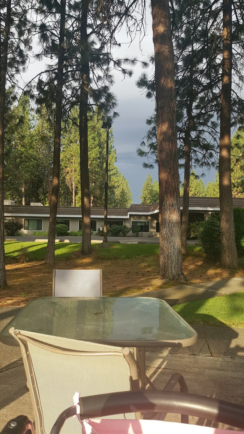 SPOKANE HEALTH & REHABILITATION nursing home in SPOKANE, WA - Photo 4 of 5