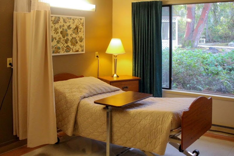 BAINBRIDGE ISLAND HEALTH & REHAB CENTER nursing home in BAINBRIDGE ISLAND, WA - Photo 4 of 9