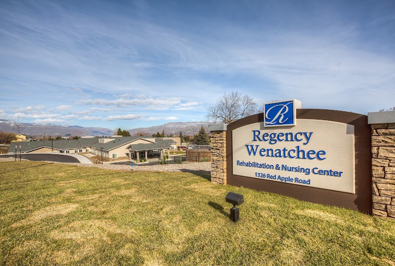 REGENCY WENATCHEE REHABILIATION & NURSING CENTER nursing home in WENATCHEE, WA - Photo 2 of 5