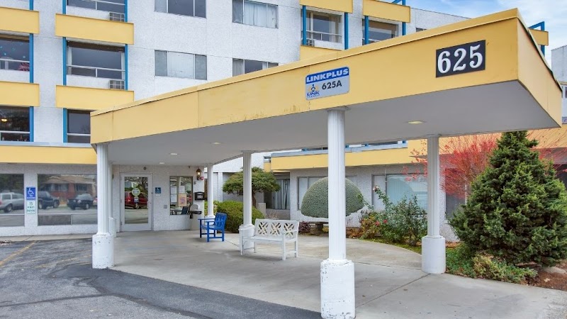 COLONIAL VISTA POST-ACUTE & REHAB CENTER nursing home in WENATCHEE, WA - Photo 2 of 5