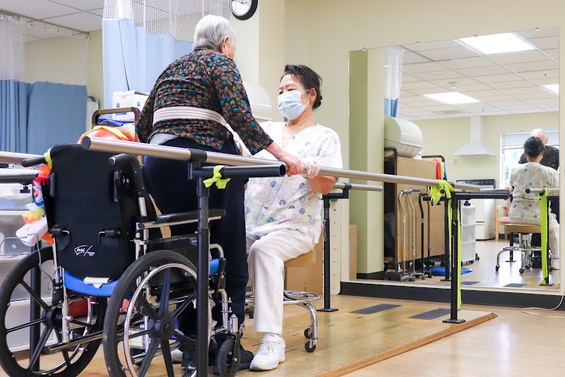 KIN ON HEALTH CARE CENTER nursing home in SEATTLE, WA - Photo 5 of 10